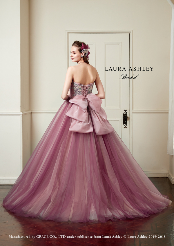 LAURA ASHLEY】ピンクのカラードレス | 熊本のブライダル・振袖 